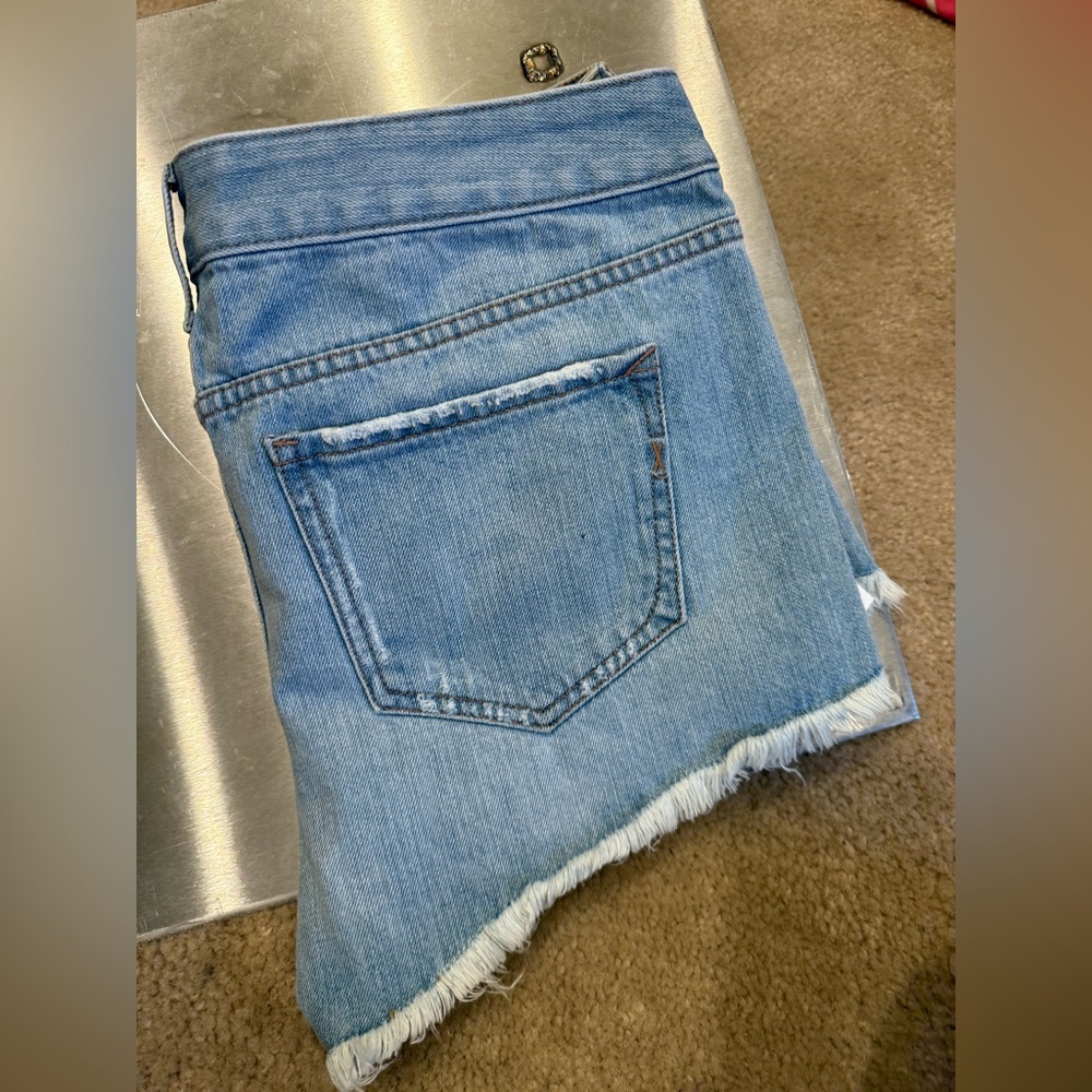 Vintage Y2K Express Destroyed Floral Embroidered Relaxed Low Rise Denim Shorts - Picture 5 of 10
